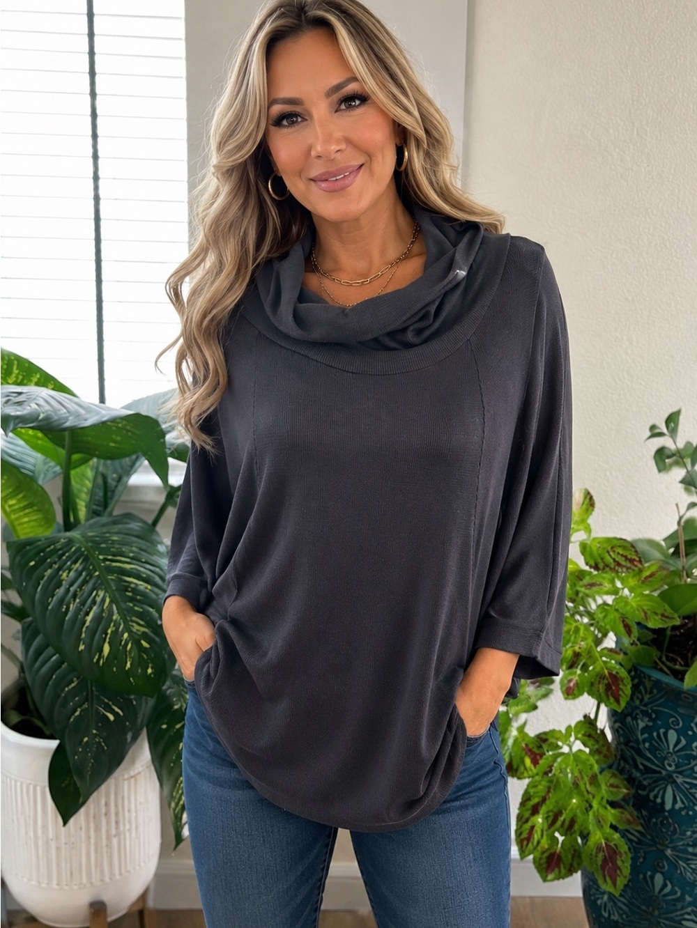 NWOT Victoria Secret colour Gray excellent condition